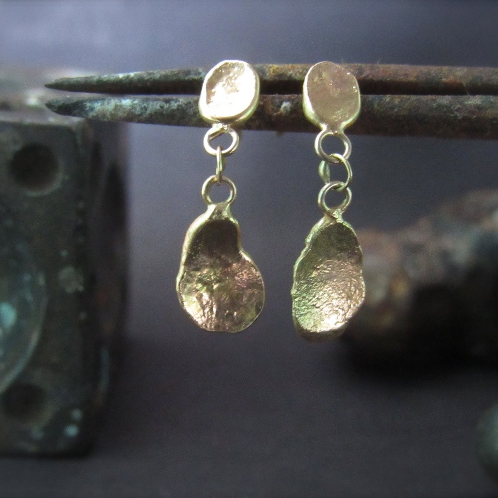 Gold earrings. 14k yellow gold earrings.